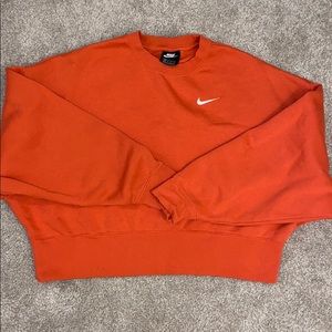 Nike women’s oversized crewneck